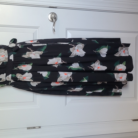 Banana Republic Black Floral Wrap Dress - Picture 3 of 8
